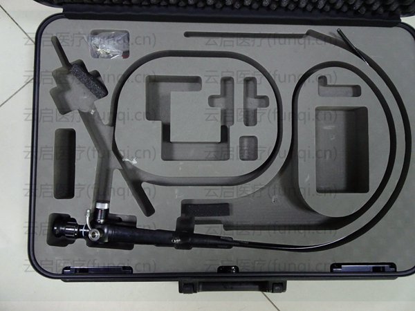 Pentax FB-15RBS纤维支气管镜，有黑斑，光束没亮度