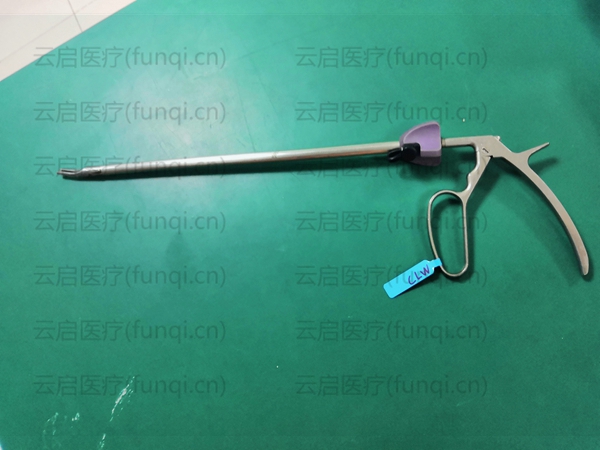 Hemolok结扎夹钳 施夹钳钳口错位.jpg