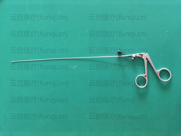 国产宫腔镜剪刀，剪刀错位