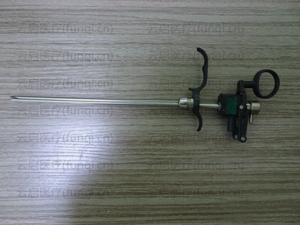 WOLF 8654.224 操作手件 外管压痕.jpg