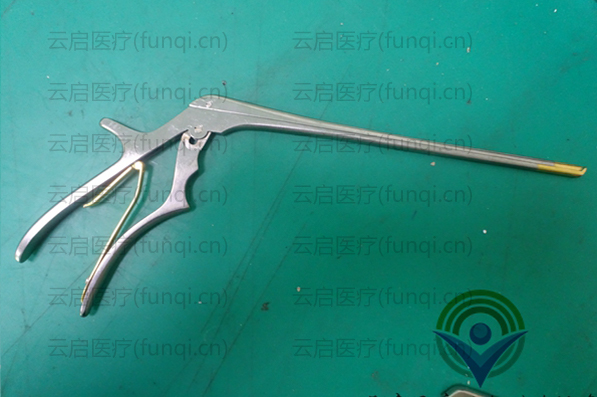 AESCULAP FK928R 咬切钳手柄弹簧片固定螺丝断，散架 600小 水印 1011.jpg